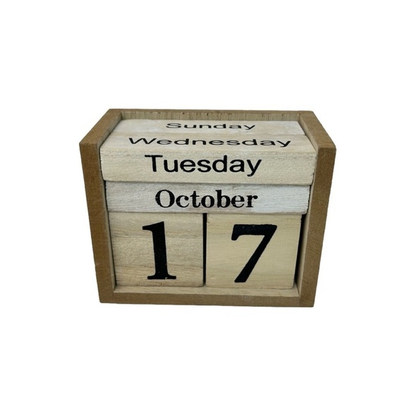 Rustic Wooden Block Calendar Date Display - Picture 8 of 9